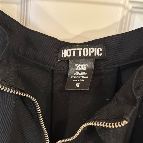 Hot Topic Black Zippered Skirt - Picture 2 of 6